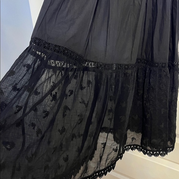 Listicle NWOT Elegant Black Lace Trim Dress 👗 with Adjustable Straps - Picture 4 of 8